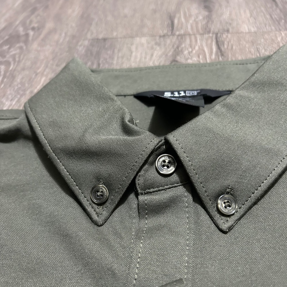 5.11 Tactical Button Down Jefferson Shirt Medium Green Long Sleeve Outdoor Duty - Picture 4 of 9